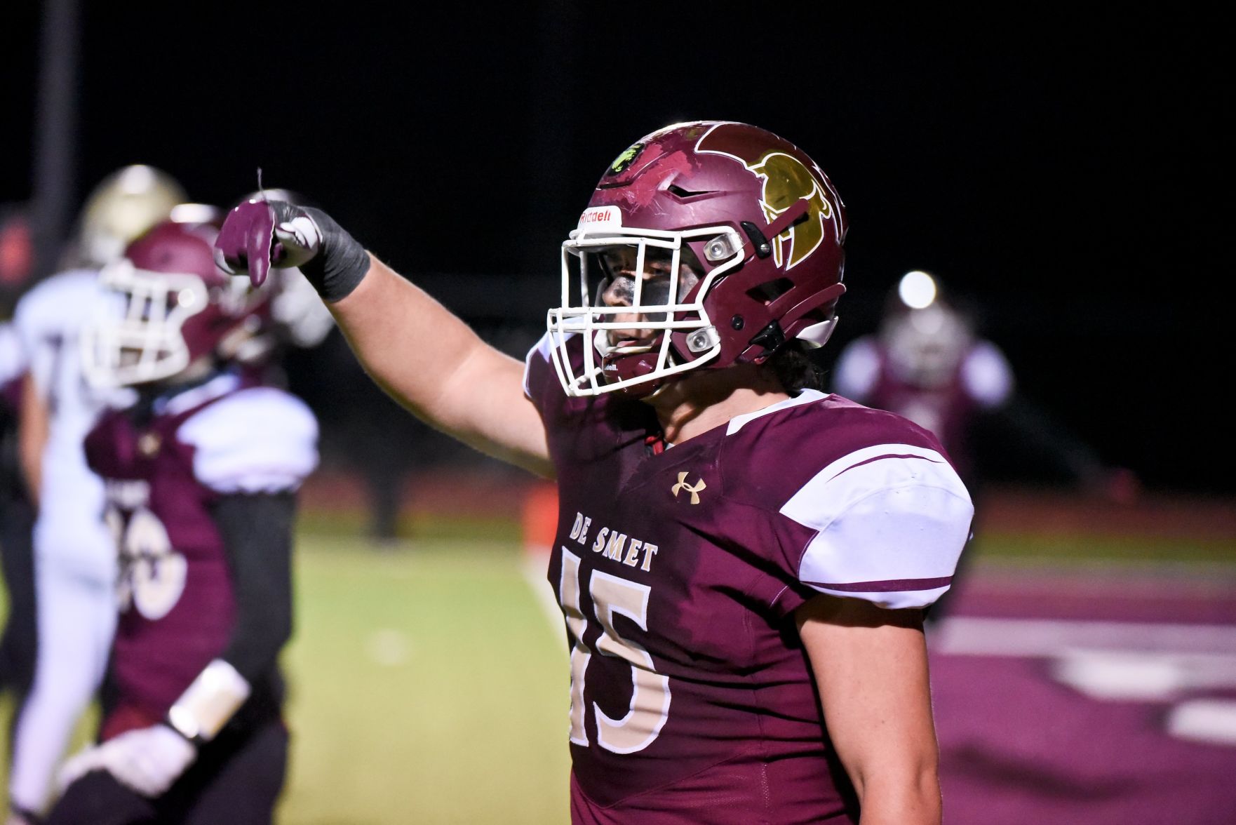 11/08/19 - Football - CBC at De Smet
